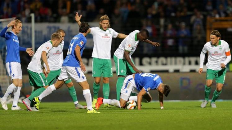 Im Hinspiel musste sich Werder in Darmstadt geschlagen geben. Gelingt am Samstag die Revanche? 