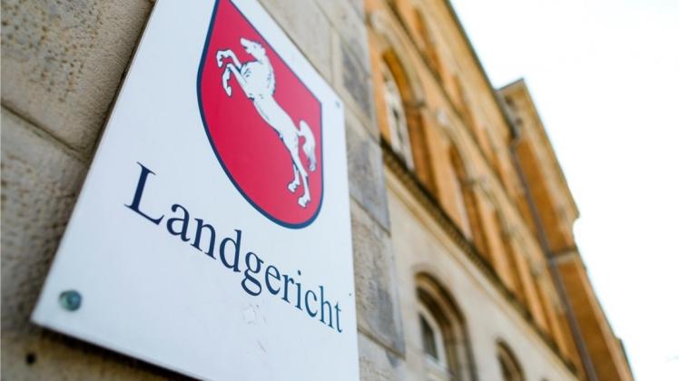 Vor dem Landgericht Osnabrück ist ein Urteil wegen Volksverhetzung gegen einen 25-Jährigen aus dem Emsland rechtskräftig geworden. 
