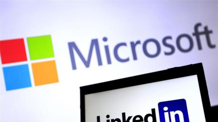 Für das Business-Netzwerk LinkedIn greift Microsoft-Chef Satya Nadella tief in die Kasse des Windows-Riesen. 