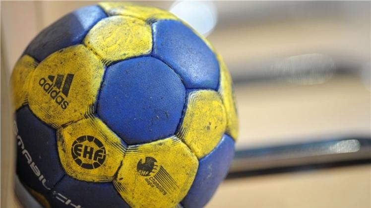 Die Landesliga-Handballerinnen des TV Neerstedt verlängern ihre Siegesserie mit einem 34:30 bei der HSG Grüppenbühren/Bookholzberg. Die Landesliga-Handballerinnen des TV Neerstedt verlängern ihre Siegesserie mit einem 34:30 bei der HSG Grüppenbühren/Bookholzberg.