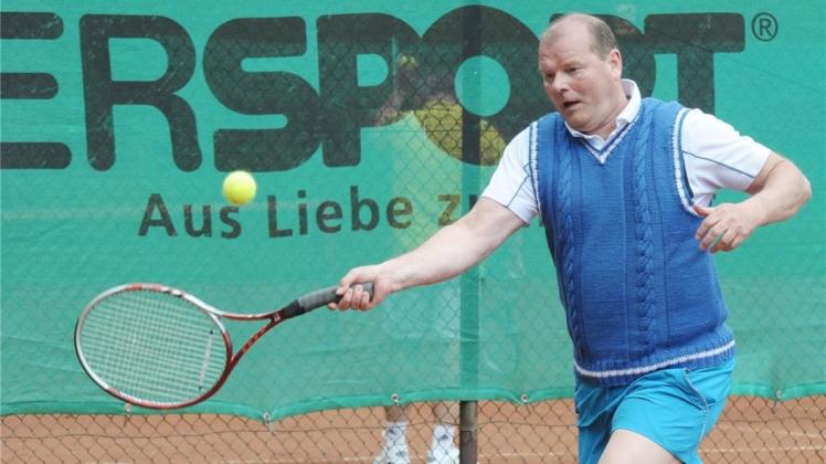 Wurde Nordliga-Vizemeister: das Herren-55-Team von BW Delmenhorst um Claus-Dieter Dreyer. Wurde Nordliga-Vizemeister: das Herren-55-Team von BW Delmenhorst um Claus-Dieter Dreyer.