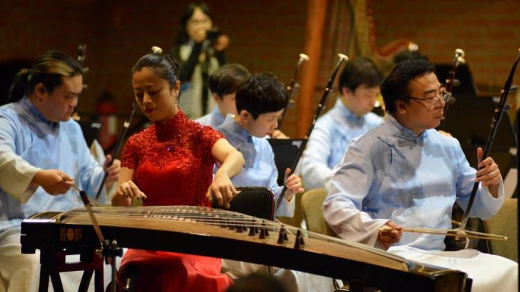 Auf Gut Varrel überzeugte das spielfreudige Chinese Traditional Orchestra des China National Opdera &amp; Dance Drama Theater beim Neujahrskonzert. 