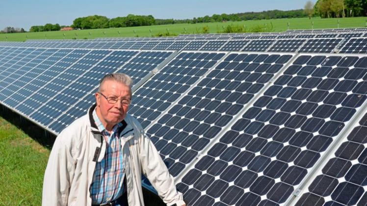 Hans-Hermann Meyer ist Betreiber der Fotovoltaik-Freiflächenanlage „Birkenbusch Freilandsolar“. 