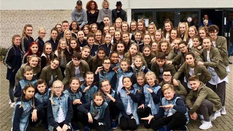 80 junge Tänzerinnen und Tänzer vom Tanzsportzentrum Delmenhorst haben an den Deutschen Meisterschaften in Ludwigshafen teilgenommen. 