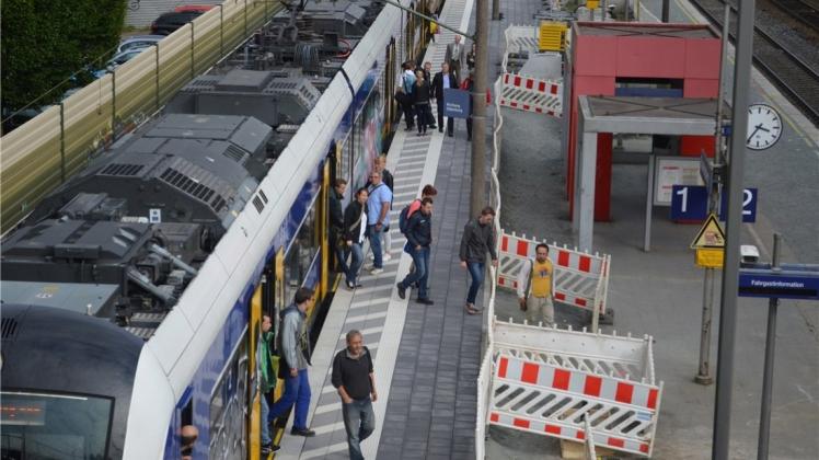 Derzeit noch eine Baustelle: Ende November sollen laut Bahnsprecher die Modernisierungsarbeiten auf dem Bahnhof abgeschlossen sein. Derzeit noch eine Baustelle: Ende November sollen laut Bahnsprecher die Modernisierungsarbeiten auf dem Bahnhof abgeschlossen sein.