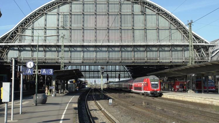 Auf geänderte Fahrzeiten müssen sich Reisende am Bremer Hauptbahnhof bald einstellen.