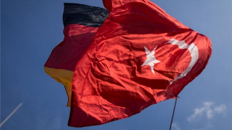 Die Deutsche Welle wehrt sich juristisch gegen die Beschlagnahmung eines Interviews in der Türkei. Symbolfoto: dpa