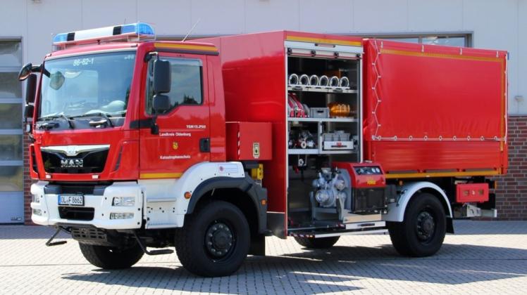 Das neue Feuerwehrfahrzeug gewährleistet, dass Löschwasser über zwei Kilometer weit gepumpt werden kann. 