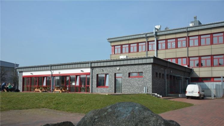 Krach um die Bramscher Realschule: Ohne einen Vertreter des Schulträgers ist Realschulleiter Norbert Szczepanek in den Ruhestand verabschiedet worden. Symbolfoto: Hildegard Wekenborg-Placke Krach um die Bramscher Realschule: Ohne einen Vertreter des Schulträgers ist Realschulleiter Norbert Szczepanek in den Ruhestand verabschiedet worden. Symbolfoto: Hildegard Wekenborg-Placke