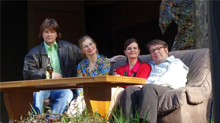 Eine schrecklich nette Familie ist der Mittelpunkt des Musicals „Schlager lügen nicht“, das am Wochenende in Bad Bentheim gespielt wird. 