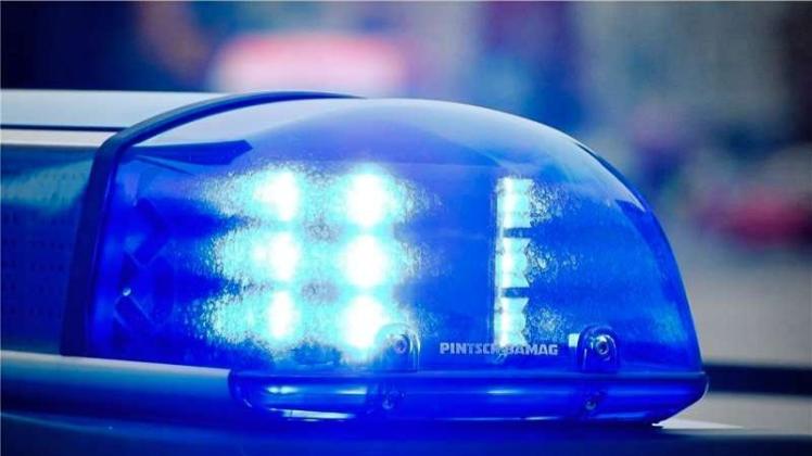 Ein Auslieferungsfahrzeug ist am 28. Dezember 2016 an der Bernhardstraße in Lingen gestohlen und später in einem Straßengraben gefunden worden. Symbolfoto: dpa Ein Auslieferungsfahrzeug ist am 28. Dezember 2016 an der Bernhardstraße in Lingen gestohlen und später in einem Straßengraben gefunden worden. Symbolfoto: dpa