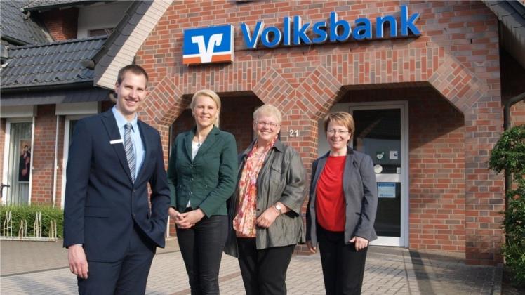 Das Team der Volksbank in der Filiale Wersen unter neuer Führung: Mario Diederichs (von links), Janina Meineke, Undine Schemme und Andrea Scholko. 