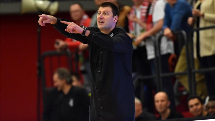 Dragons-Dirigent: Trainer Dragan Dojcin. 