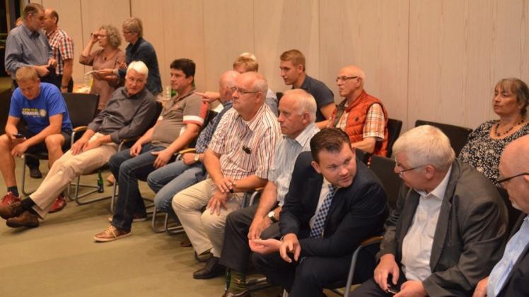 Politiker und Politikinteressierte diskutierten im Kreishaus in Wildeshausen über die Ergebnisse der Kreistagswahl. Politiker und Politikinteressierte diskutierten im Kreishaus in Wildeshausen über die Ergebnisse der Kreistagswahl.
