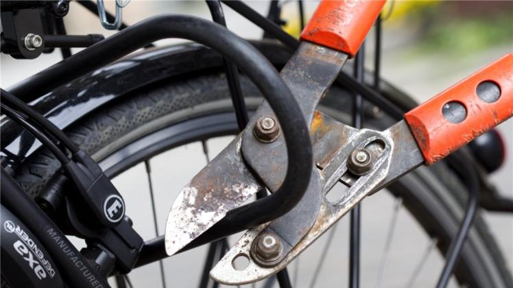 Zahlreiche Fahrraddiebstähle machen derzeit den Opfern und der Polizei in Delmenhorst zu schaffen. Zahlreiche Fahrraddiebstähle machen derzeit den Opfern und der Polizei in Delmenhorst zu schaffen.