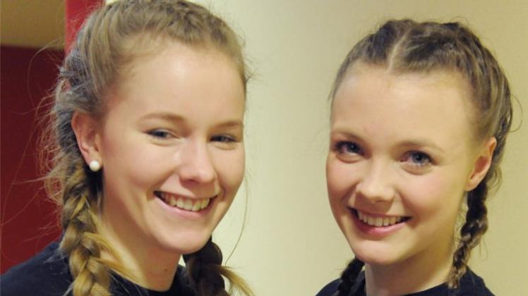 Mit Spaß und Liebe dabei: Corinna Hutfilter (links) und Laura Presche sind Übungsleiterinnen beim TV Deichhorst. 