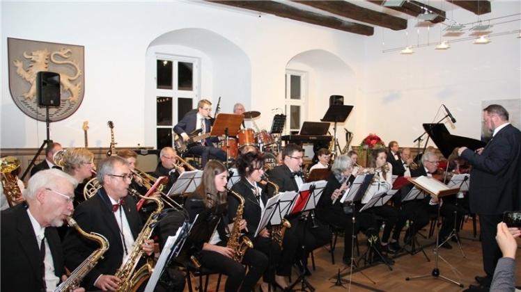 Das Orchester des Musikvereins „Altes Amt Lemförde“ begeisterte mit seinem Jubiläumskonzert anlässlich des 125-jährigen Bestehens. 