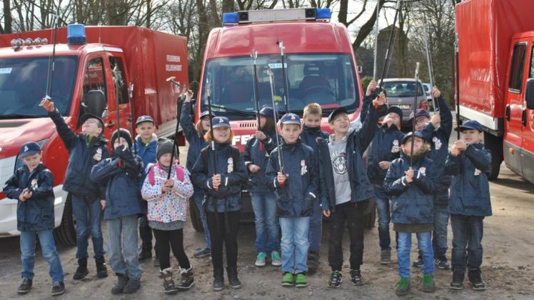 Die Kinderfeuerwehr Delmenhorst beteiligte sich vergangenes Wochenende erstmals an der Aktion „Delmenhorst putzt sich heraus“ und hatte dabei viel Spaß. 