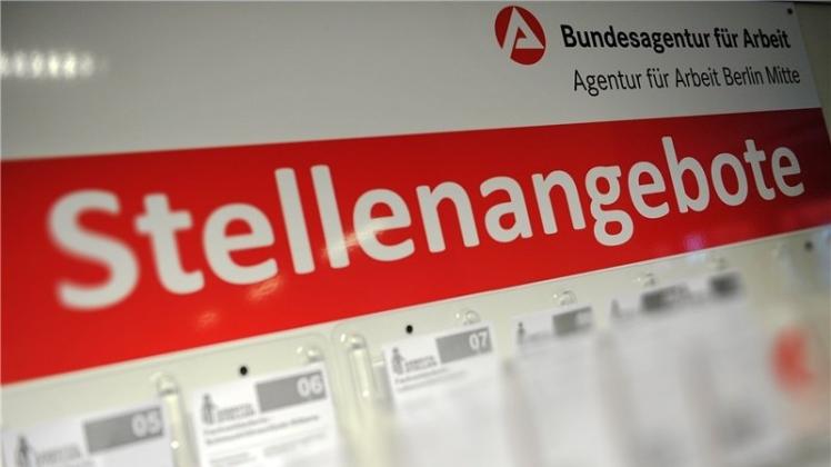 Ein Großteil der Delmenhorster und Ganderkeseer Jugendlichen, die in diesem Jahr einen Ausbildungsplatz gesucht haben, sind auch fündig geworden. Ein Großteil der Delmenhorster und Ganderkeseer Jugendlichen, die in diesem Jahr einen Ausbildungsplatz gesucht haben, sind auch fündig geworden.