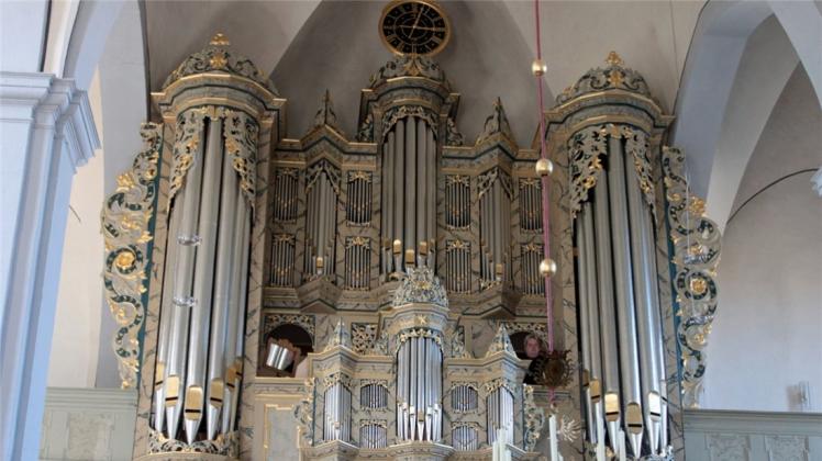 Die eindrucksvolle und prächtige Christian Vater Orgel in der St. Petri Kirche. 