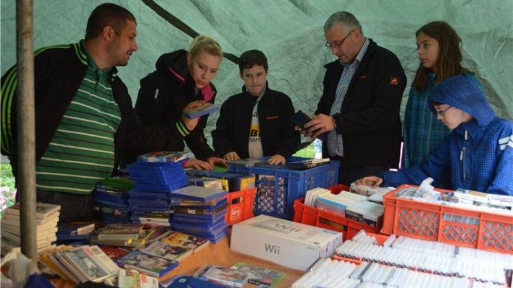 Wer am Wochenende über einen Flohmarkt in der Region schlendern möchte, bekommt hier die Termine vom 4. bis 6. November 2016. Wer am Wochenende über einen Flohmarkt in der Region schlendern möchte, bekommt hier die Termine vom 4. bis 6. November 2016.