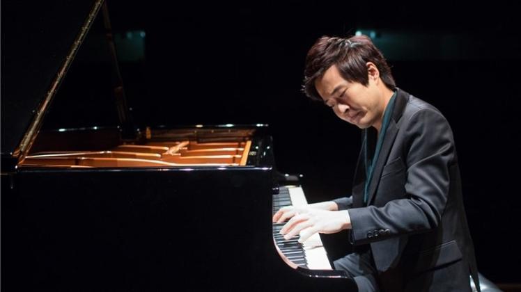 Der junge Pianist Da Sol, geboren in Südkorea, gilt als herausragendes Talent seiner Generation. Am Freitag spielt er erneut im Kleinen Haus. 