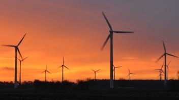 Spätestens ab 2025 dürften zahlreiche neue Windparks, wie dieser in Renkenberge (Samtgemeinde Lathen), im Emsland entstehen.