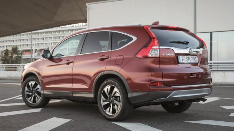 Modische Form, trotzdem viel Platz: Der Honda CR-V punktet mit einem großzügig bemessenen Innenraum. Modische Form, trotzdem viel Platz: Der Honda CR-V punktet mit einem großzügig bemessenen Innenraum.