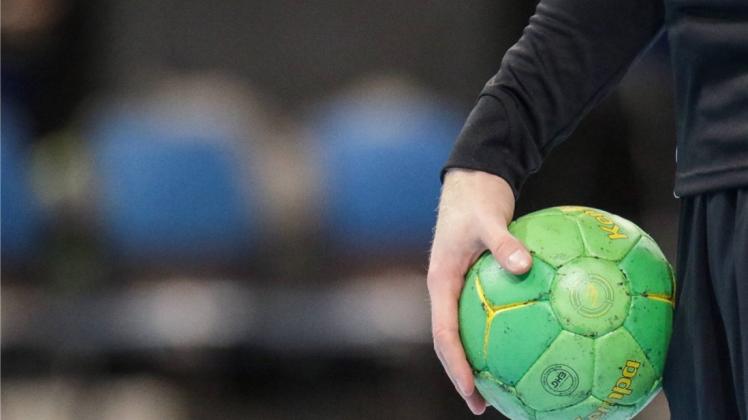 Kampf gegen den Abstieg: Der TV Neerstedt II erwartet am Samstag, 6. Februar, in der Handball-Landesliga den Tabellenletzten HSG Wilhelmshaven. Symbolfoto: Imago/foto2press