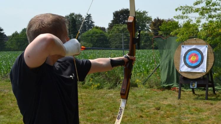 Bogenschießen ist eine von sieben Disziplinen bei den Highland Games am Steller See. Archivfoto: Dirk Hamm