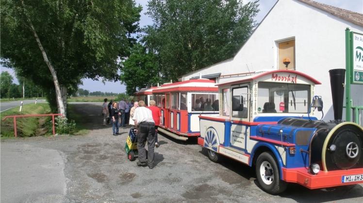 Zusammen mit dem Deutschen Roten Kreuz haben die Dorfnachmittagsgäste aus Wittlage eine Fahrt ins Oppenweher Moor in Stemwede unternommen. 