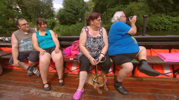 Schwiegertochter gesucht: In seiner zweiten Staffel flirtete Ingo mit Steffi, zum Beispiel bei einer Grachtenfahrt mit seinen Eltern Birgit und Lutz. Foto: RTL Schwiegertochter gesucht: In seiner zweiten Staffel flirtete Ingo mit Steffi, zum Beispiel bei einer Grachtenfahrt mit seinen Eltern Birgit und Lutz. Foto: RTL