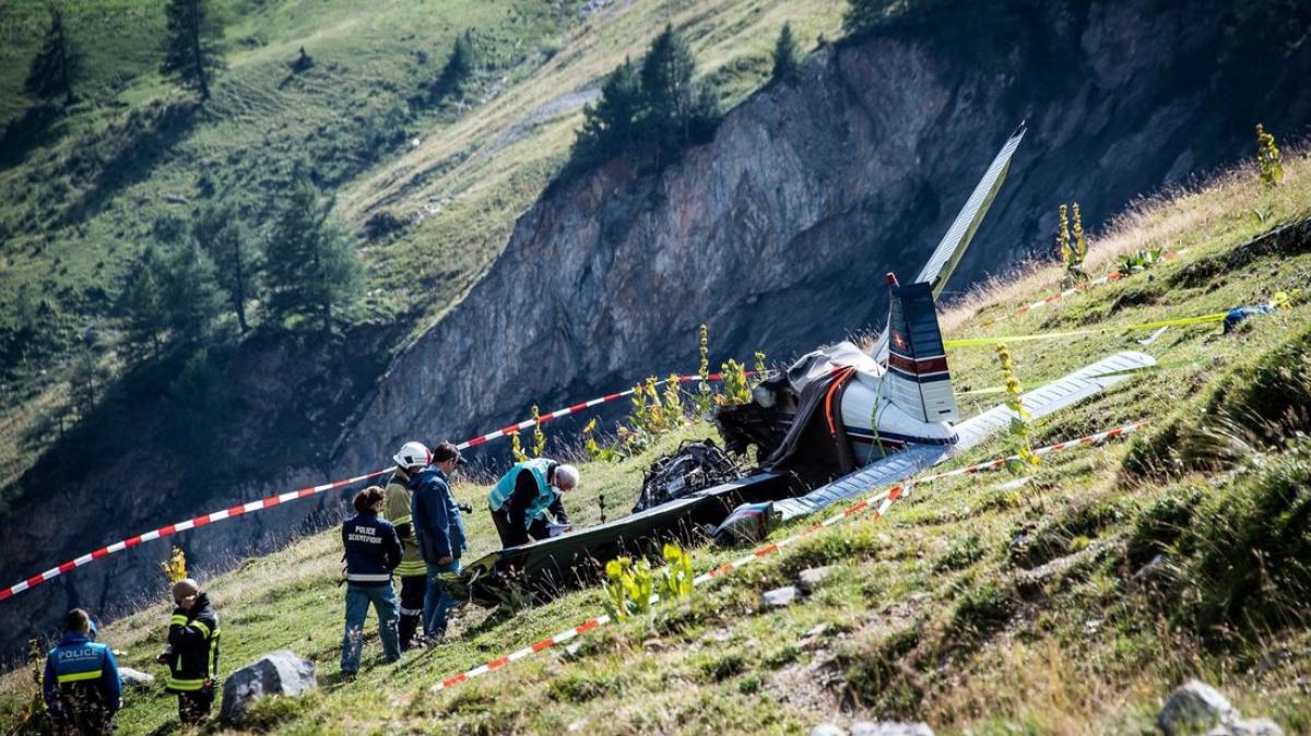 20 Tote bei Flugzeugabsturz in der Schweiz keine Blackbox SHZ