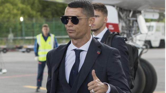 Superstar Cristiano Ronaldo ist mit dem portugiesischen Nationalteam bereits in Russland gelandet. Portugal trifft bei der WM auf Spanien, Iran und Marokko. Foto: picture alliance/dpa