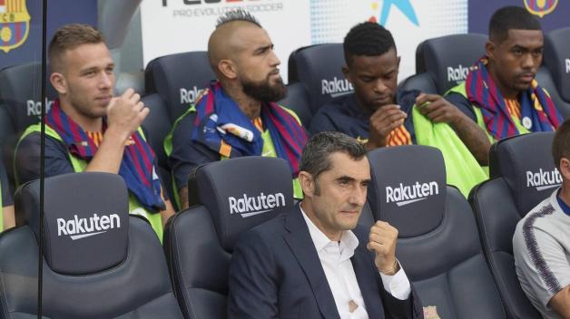 Ex-Bayernspieler Arturo Vidal (z.v.l.) saß zunächst auf der Bank und wurde in der zweiten Halbzeit eingewechselt. Foto: imago/Photosport Ex-Bayernspieler Arturo Vidal (z.v.l.) saß zunächst auf der Bank und wurde in der zweiten Halbzeit eingewechselt. Foto: imago/Photosport