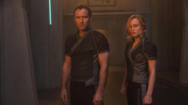 Captain Marvel: Jude Law als Leader of Starforce und Carol Danvers/Captain Marvel (Brie Larson). Foto: Marvel Studios 2019