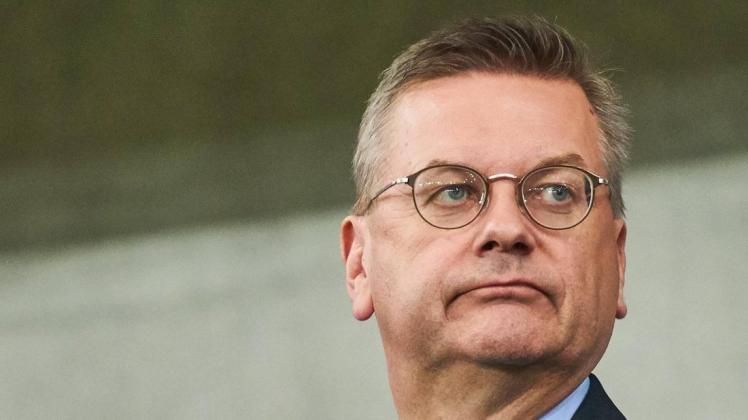 Medien: DFB-Chef Reinhard Grindel Im Disput Mit FIFA-Boss? | NOZ