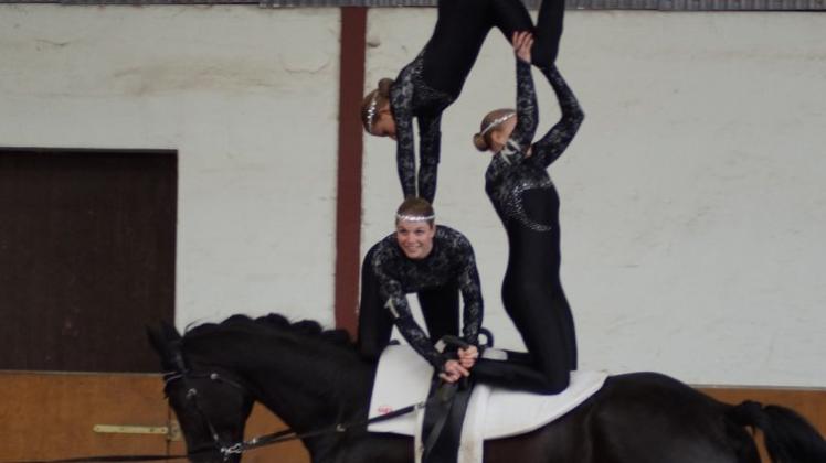 voltigiermannschaft Voltigierturnier: Über 90 Starts am | NOZ