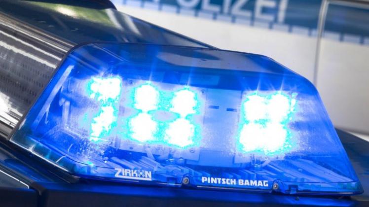 Die Polizei sucht Zeugen nach einem Messerangriff in Bremen. Symbolfoto: dpa