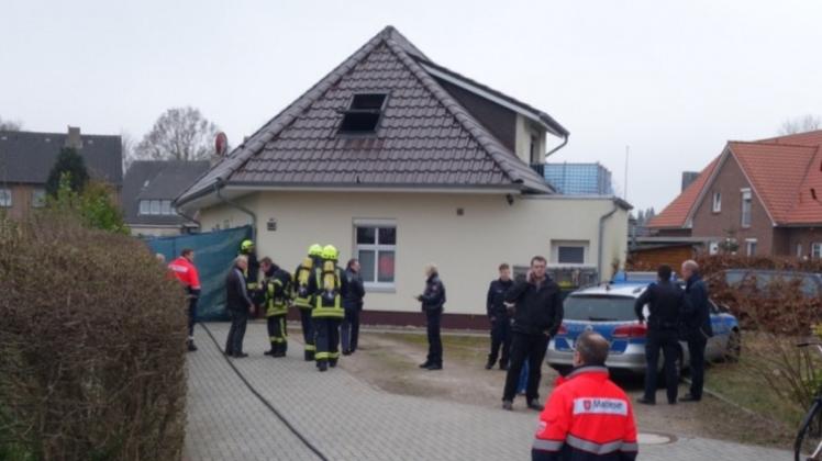 Bei einem Wohnungsbrand in Papenburg ist am Mittwochmorgen eine Frau ums Leben gekommen. 