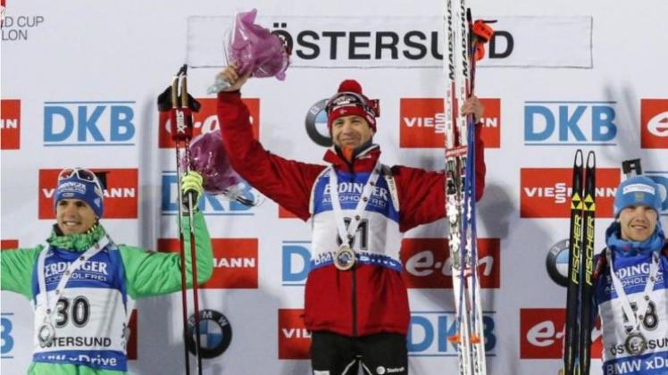 Ole Einar Björndalen gewann den Weltcup in Östersund vor Simon Schempp. 