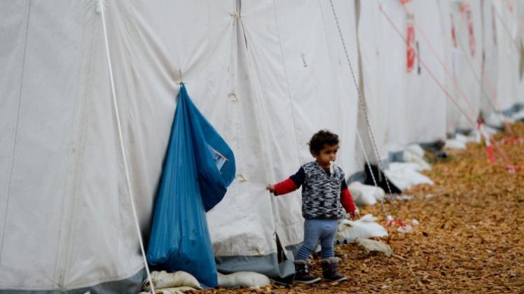 Kurz vor Weihnachten sind in Niedersachsen noch rund 1000 Flüchtlinge nur in Zelten untergebracht. 150 davon in Bramsche. Archivfoto: dpa