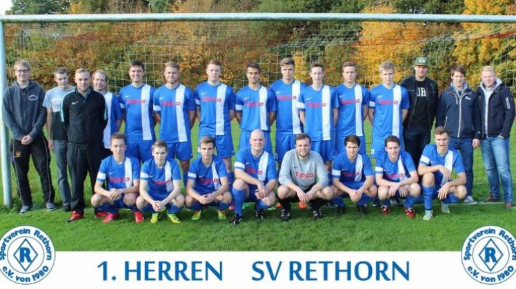 In der Halle und auf dem Feld für eine Überraschung gut: die neu gegründete Mannschaft des SV Rethorn. In der Halle und auf dem Feld für eine Überraschung gut: die neu gegründete Mannschaft des SV Rethorn.