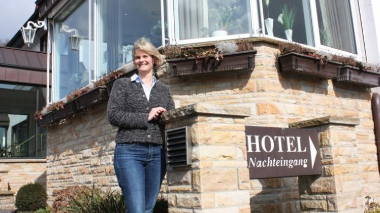 Auch aus den Erfahrungen als Hotelfachfrau im familieneigenen Betrieb in Brochterbeck schöpft Anja Karliczek für ihre parlamentarische Arbeit in Berlin. 