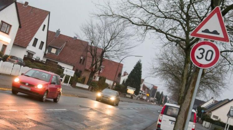 Die Dwostraße in Delmenhorst soll saniert werden. Derzeit herrscht dort wegen der Schäden Tempo 30. 
