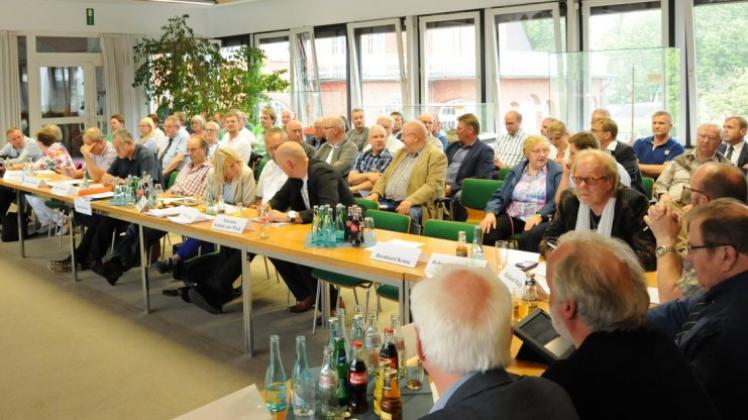 Rund 40 Zuschauer verfolgten die abschließende politische Aufarbeitung des Landesgartenschau-Defizits im Stadtrat. 