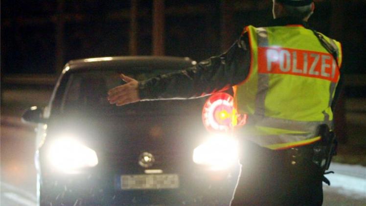 Die Polizei hat am Donnerstagabend Verkehrskontrollen zur Einbruchsbekämpfung durchgeführt. Symbolfoto: dpa