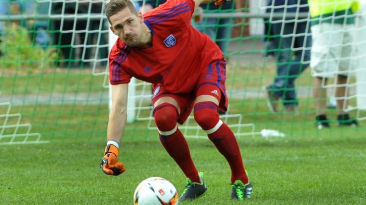 VfL-Torwart Frank Lehmann, hier im Test bei Ballsport Eversburg, hat sich einen Bänderriss zugezogen und fällt drei bis vier Wochen aus. 