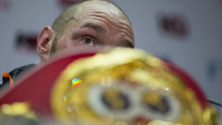 Einer ist schon futsch: Boxweltmeister Tyson Fury wurde einer seiner vier Titel wieder aberkannt. 
