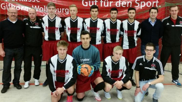 Titel-Hattrick: Die Jung-Schiedsrichter des Fußball-Kreises belegten beim niedersächsischen Turnier erneut den ersten Platz.